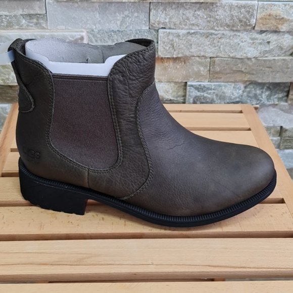 UGG Bonham III Waterproof Chelsea Boot - Picture 11 of 11